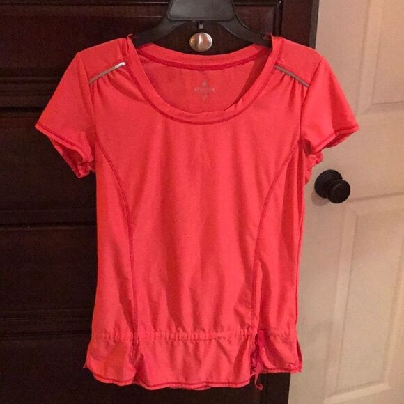 ✨Athleta Wick-it Run Tunic, coral - Picture 2 of 6